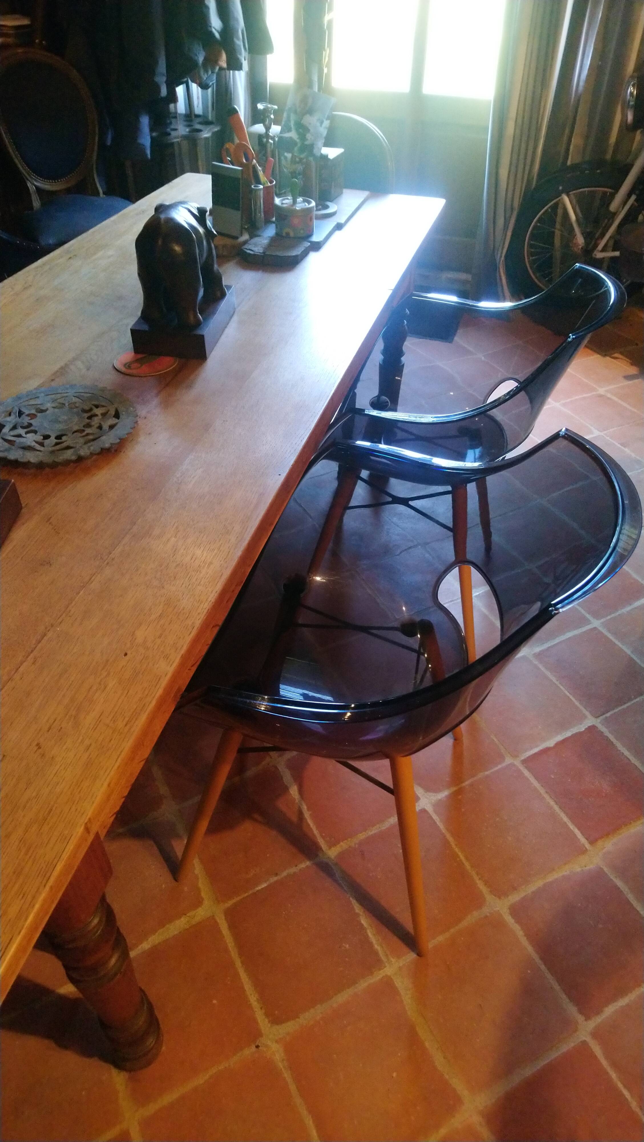 Lot of Opal Wox grey smoke chairs with beech legs.