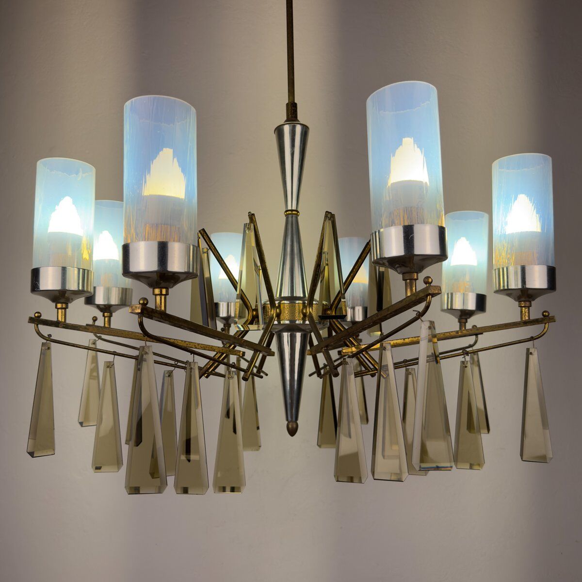 Large mid-century Italian sculptural chandelier in brass and glass, Italy, 1950s