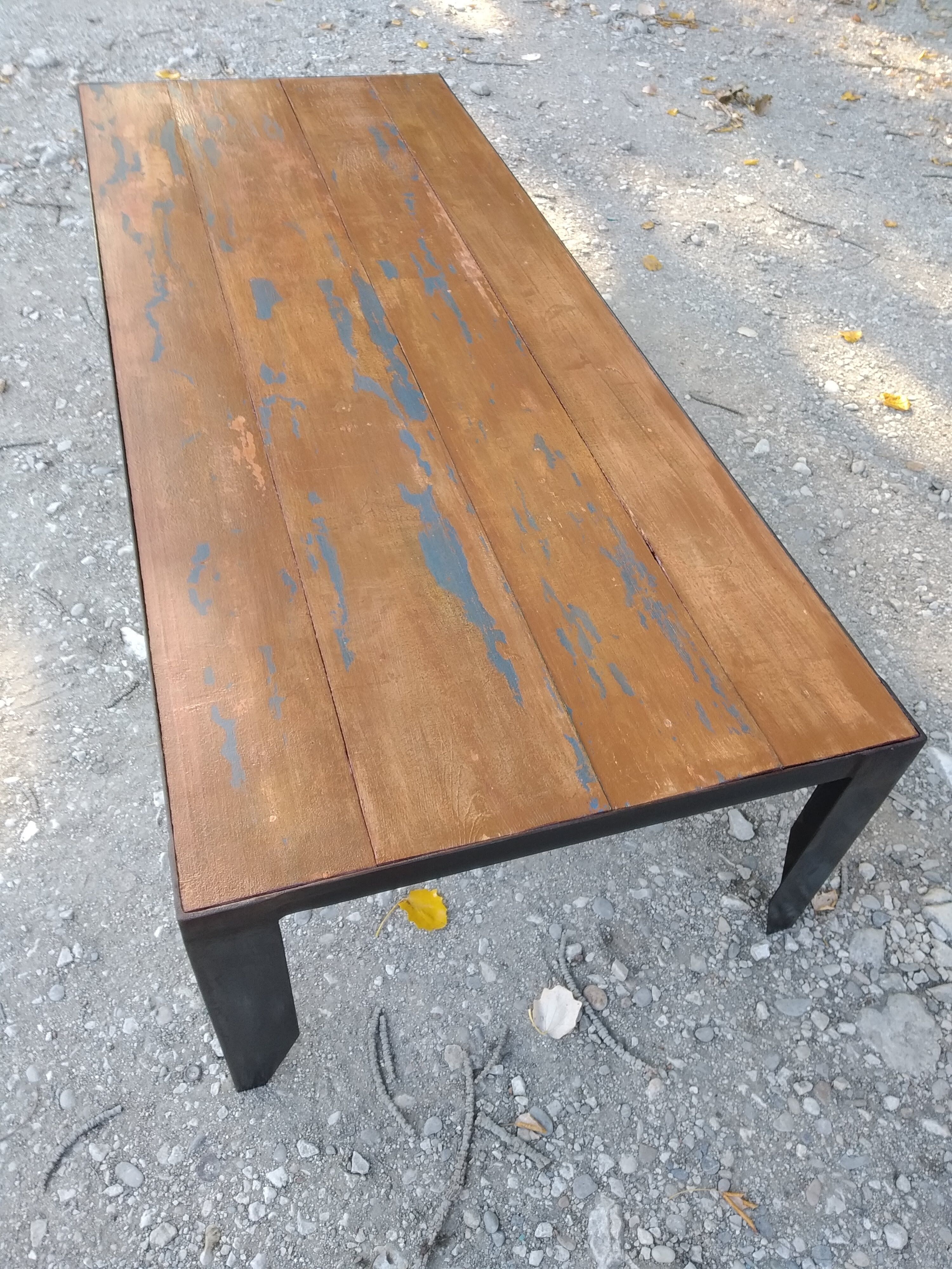 Workshop lounge table