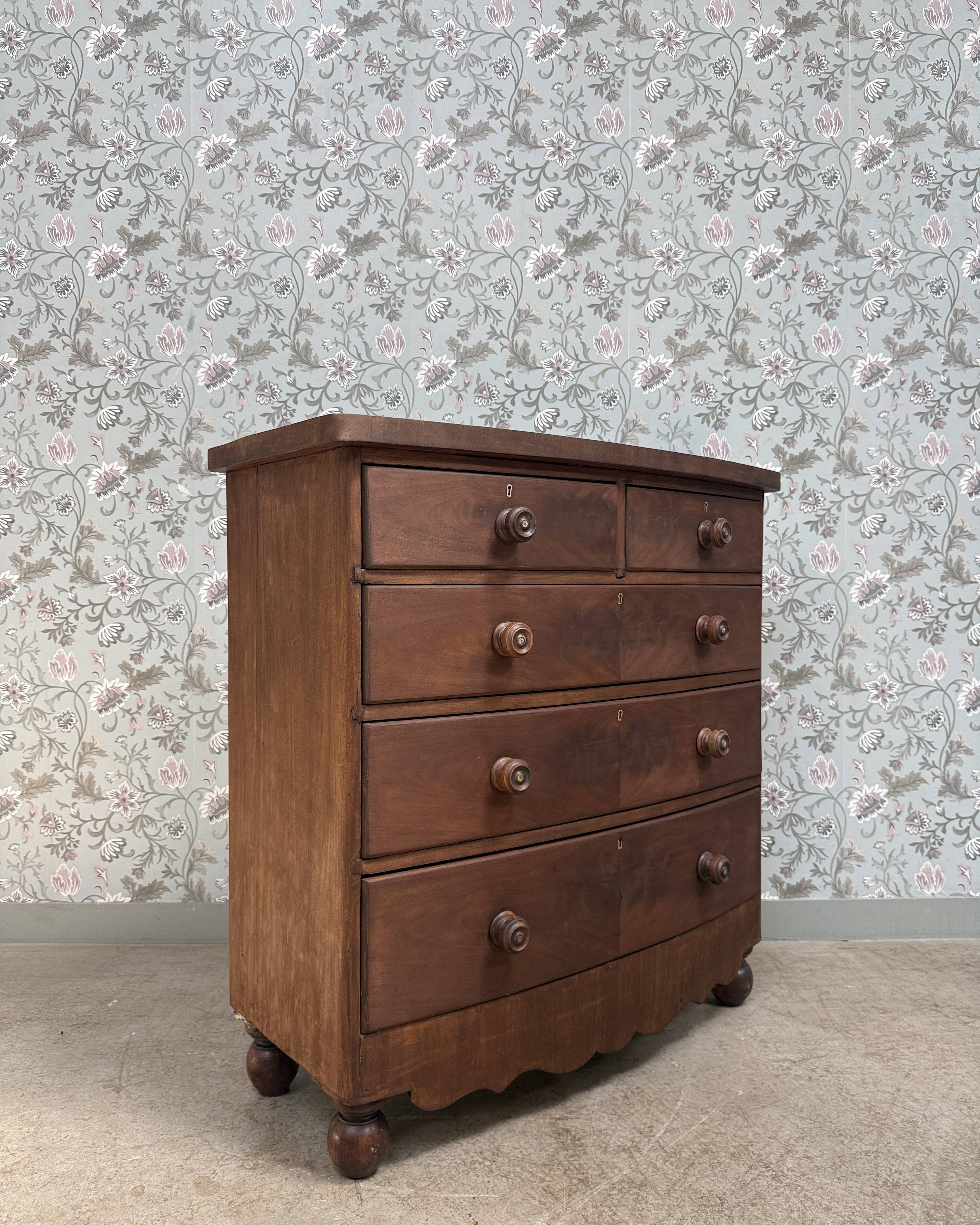 Large antique English chest of drawers (renovated)
