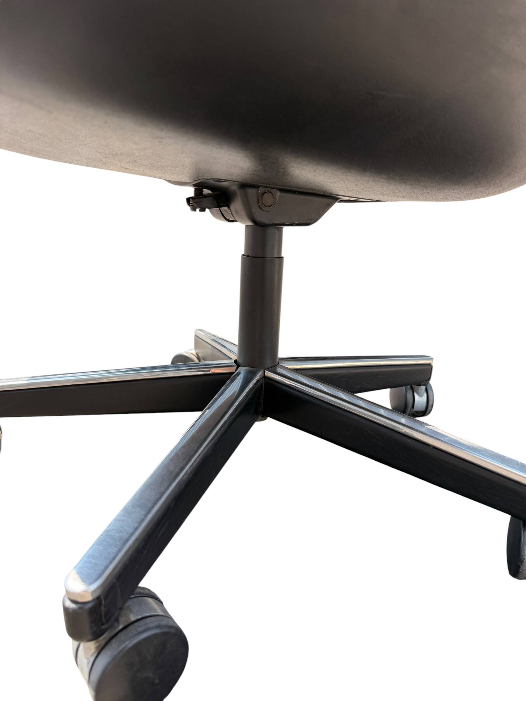 Charles Pollock Office Chair for Knoll - Grey Fabric on Wheels