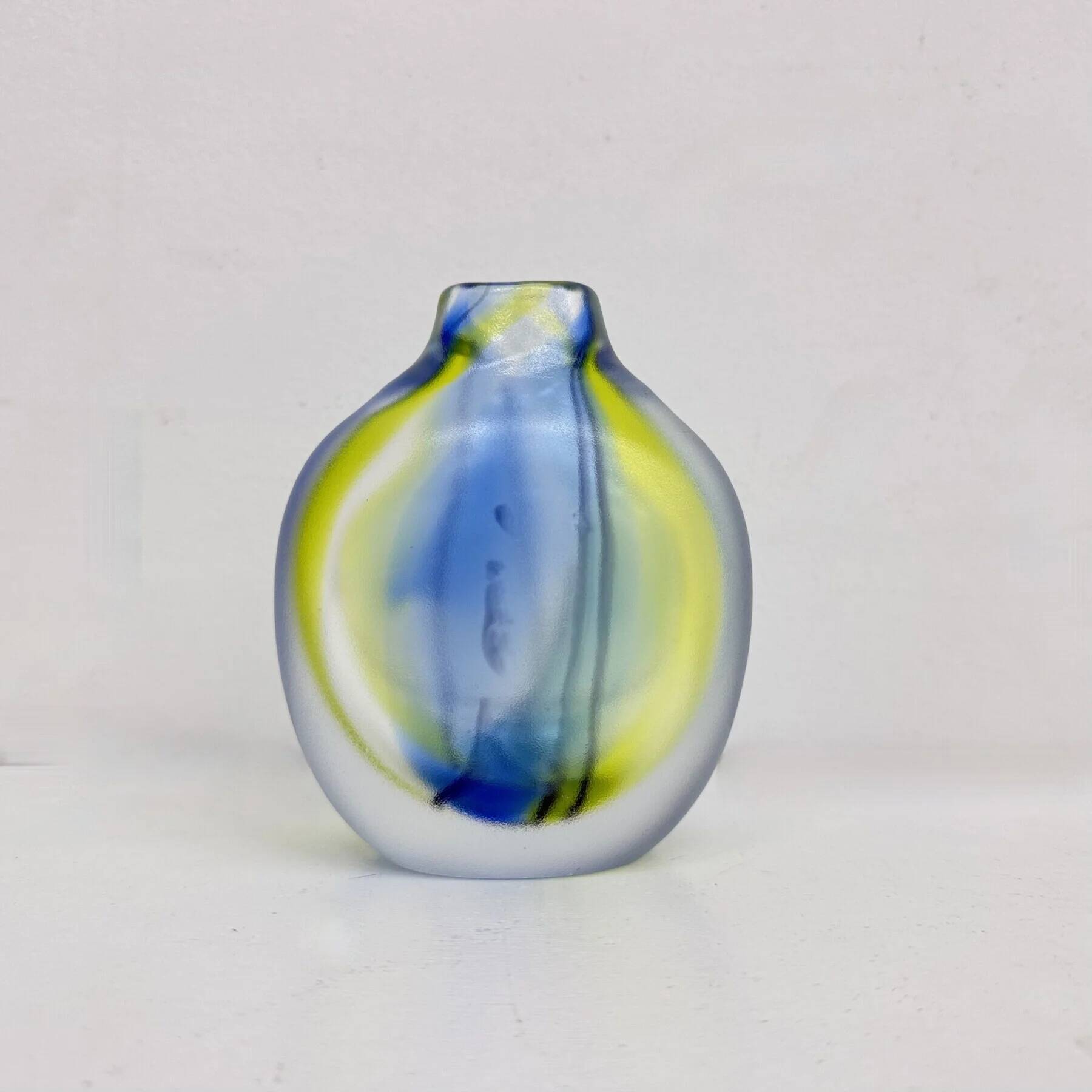Kosta Boda glass vase Royal Art Collection by Göran Wärff for Kosta Boda Sweden