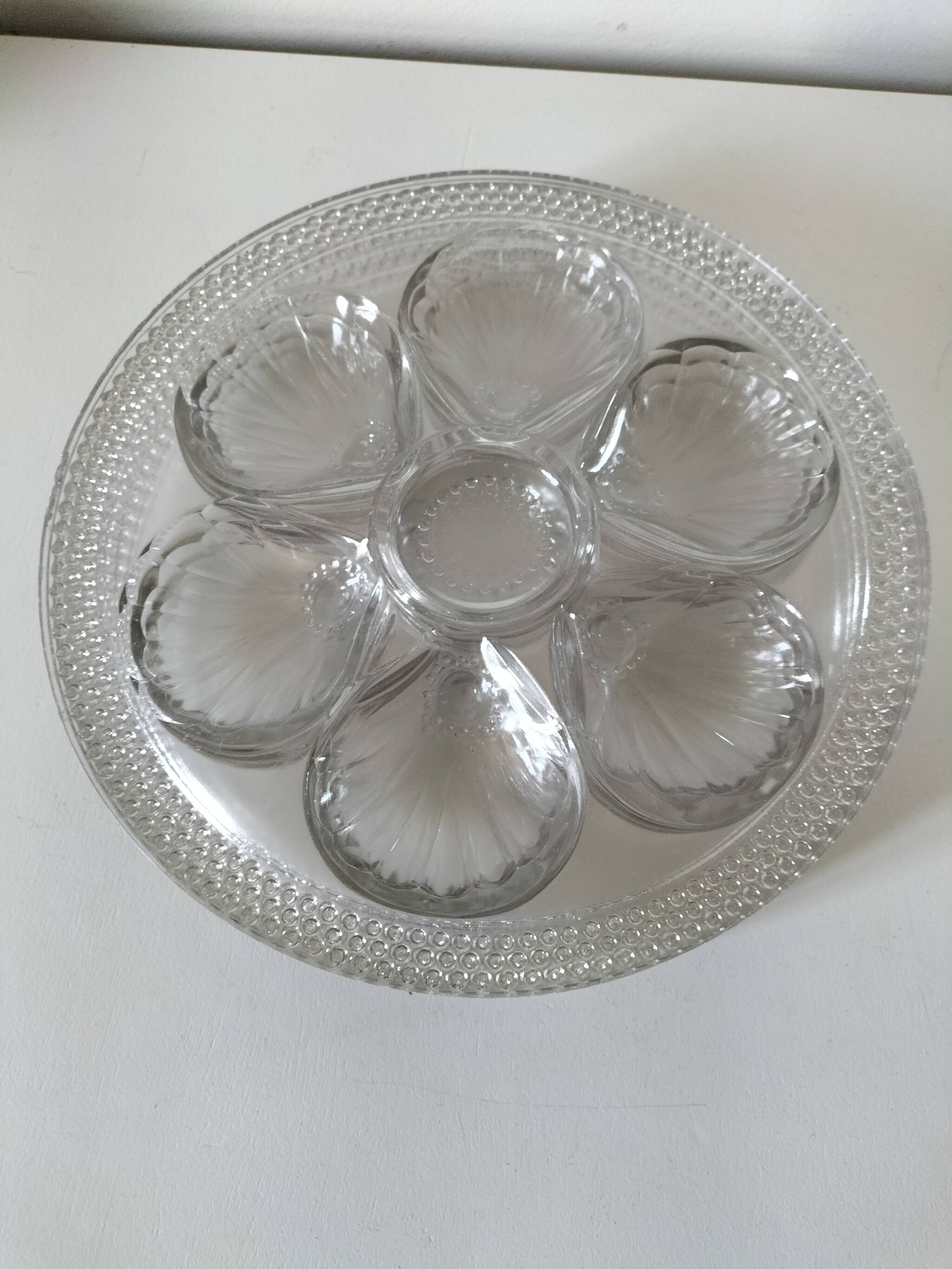 Set of 4 vintage hobnail pressed glass oyster plates