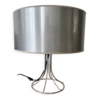 Lampe de table en métal chromée, design 1970