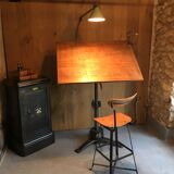 Old drawing table "La mappemonde" 1932