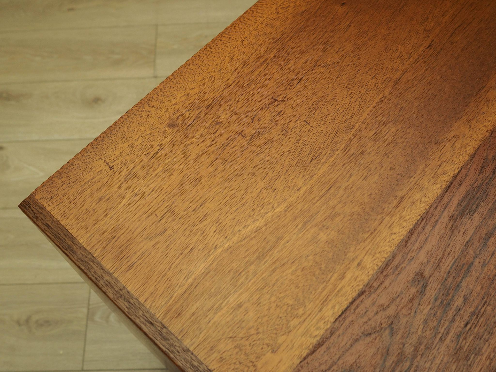Enfilade en teck, design danois, années 1970, production : Danemark