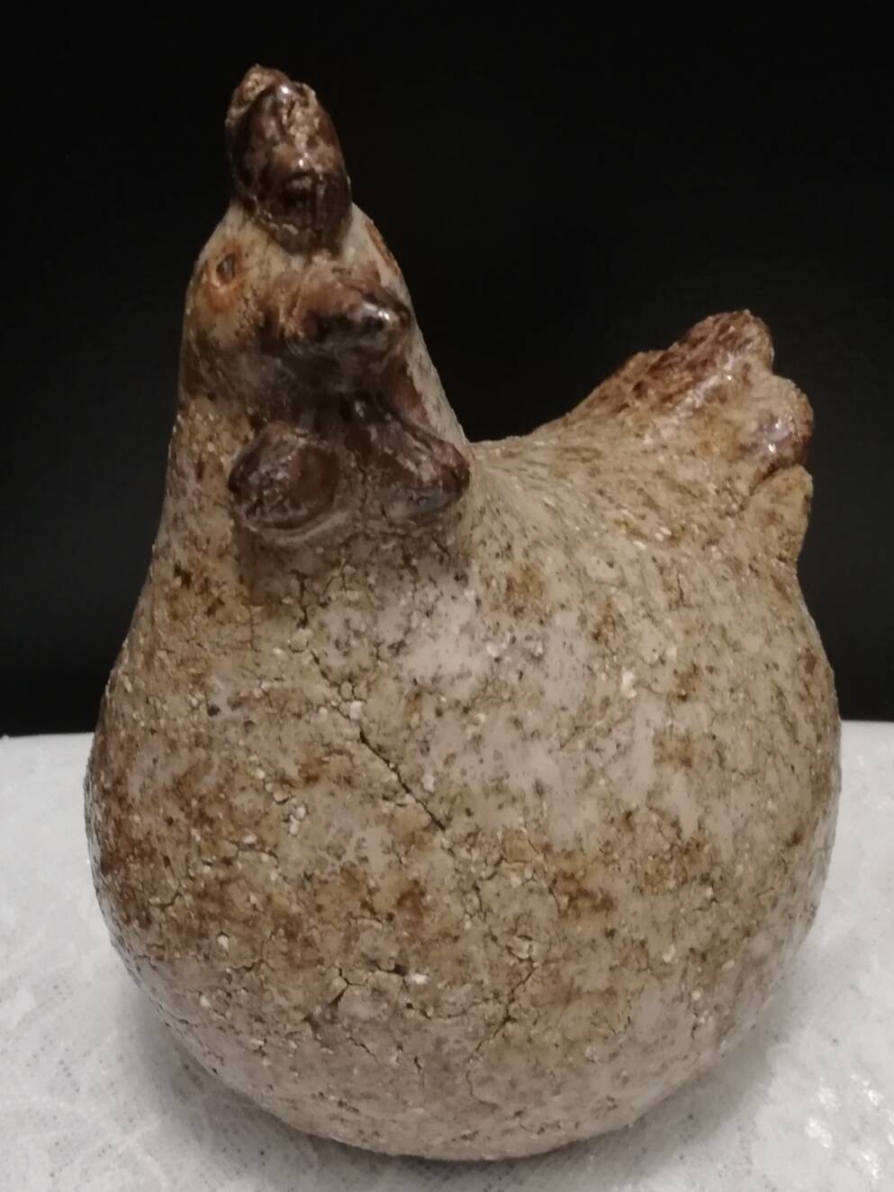 Cracked stoneware hen