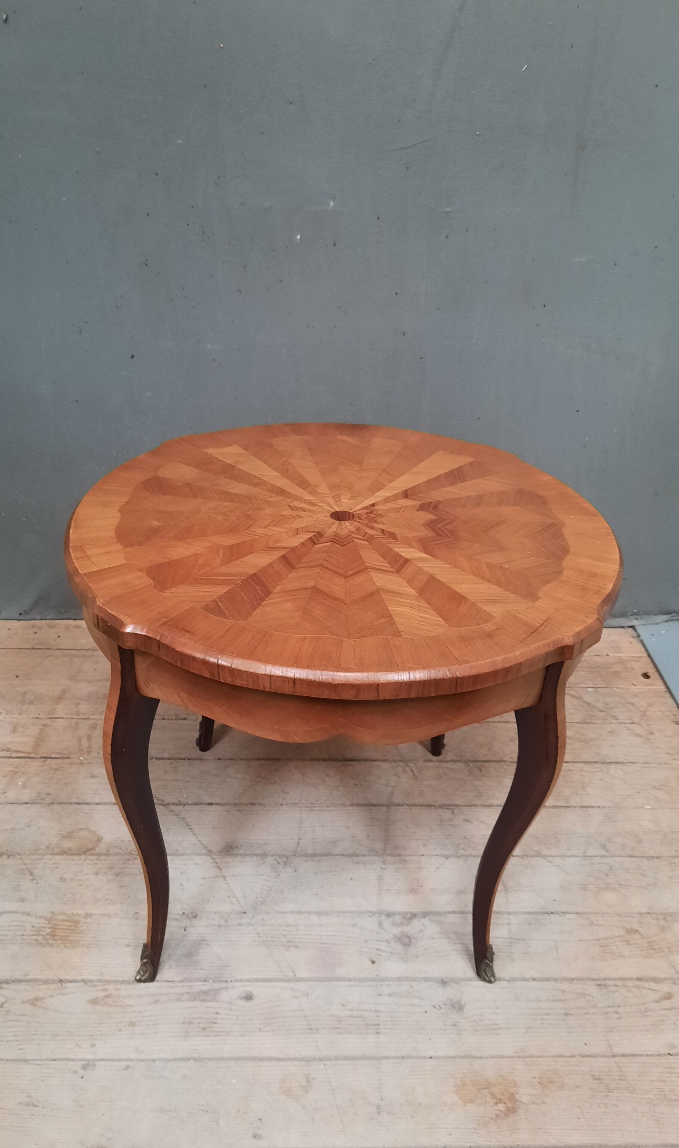 Coffee table in marquetry