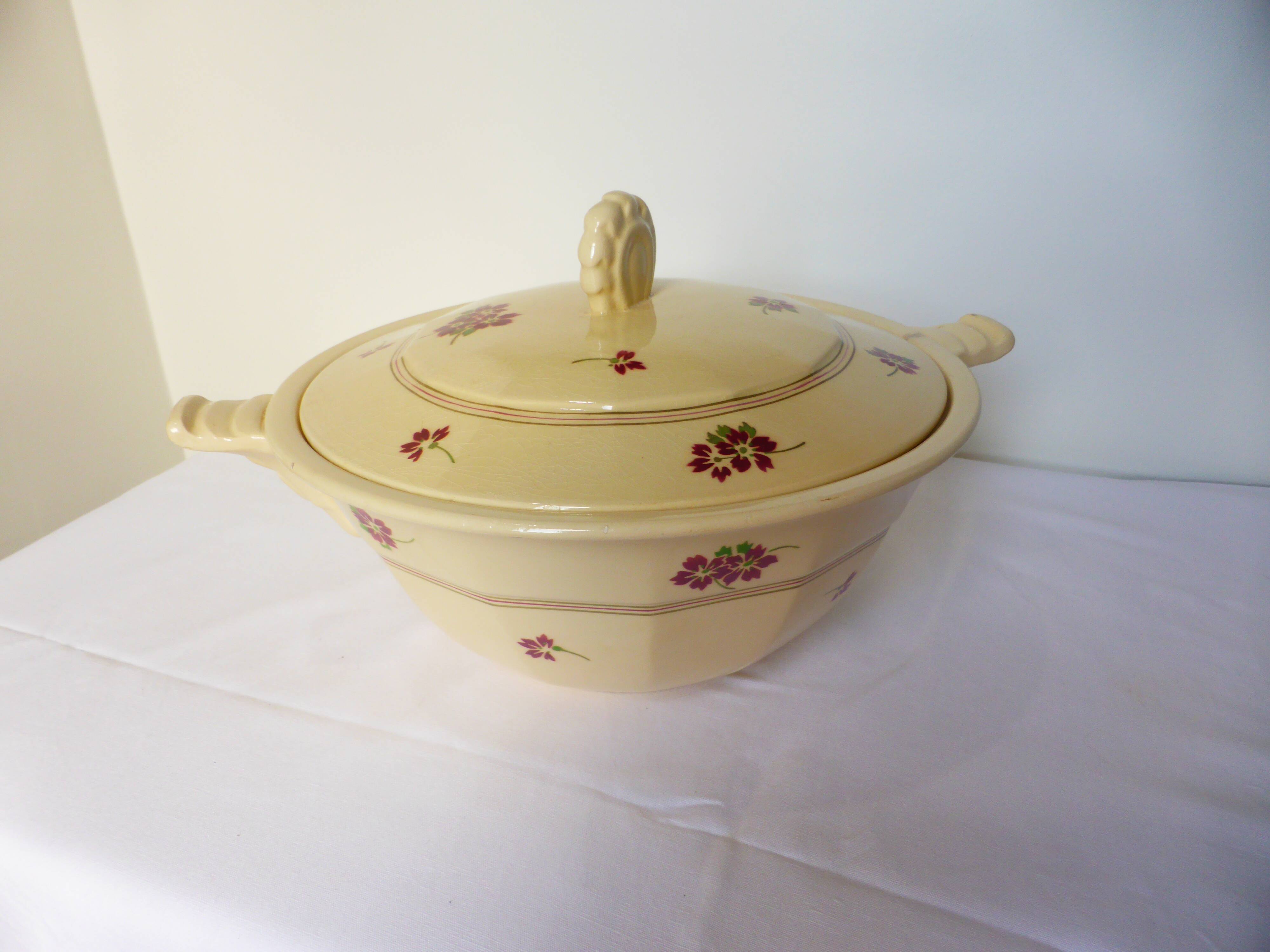 Vintage soup tureen Moulin des Loups and Hamage model Paul 220560
