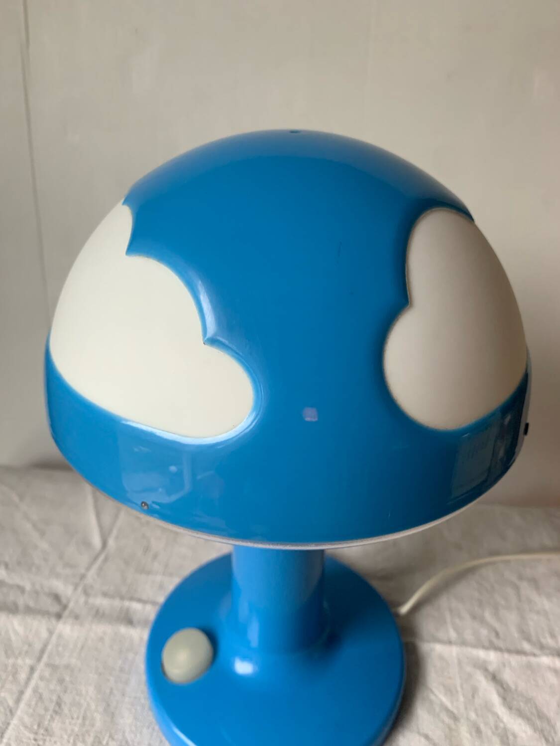 IKEA vintage blue clouds table lamp