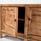 Haut buffet ancien en bois de pin (vers 1920)