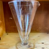 Measuring glass