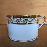 Porcelain cup