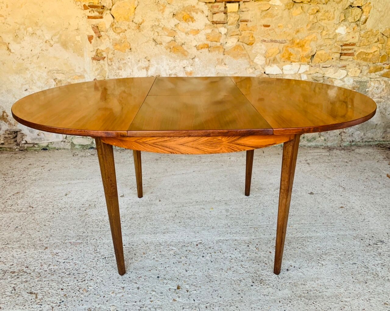 Extendable dining table with butterfly extensions in rosewood circa 60's