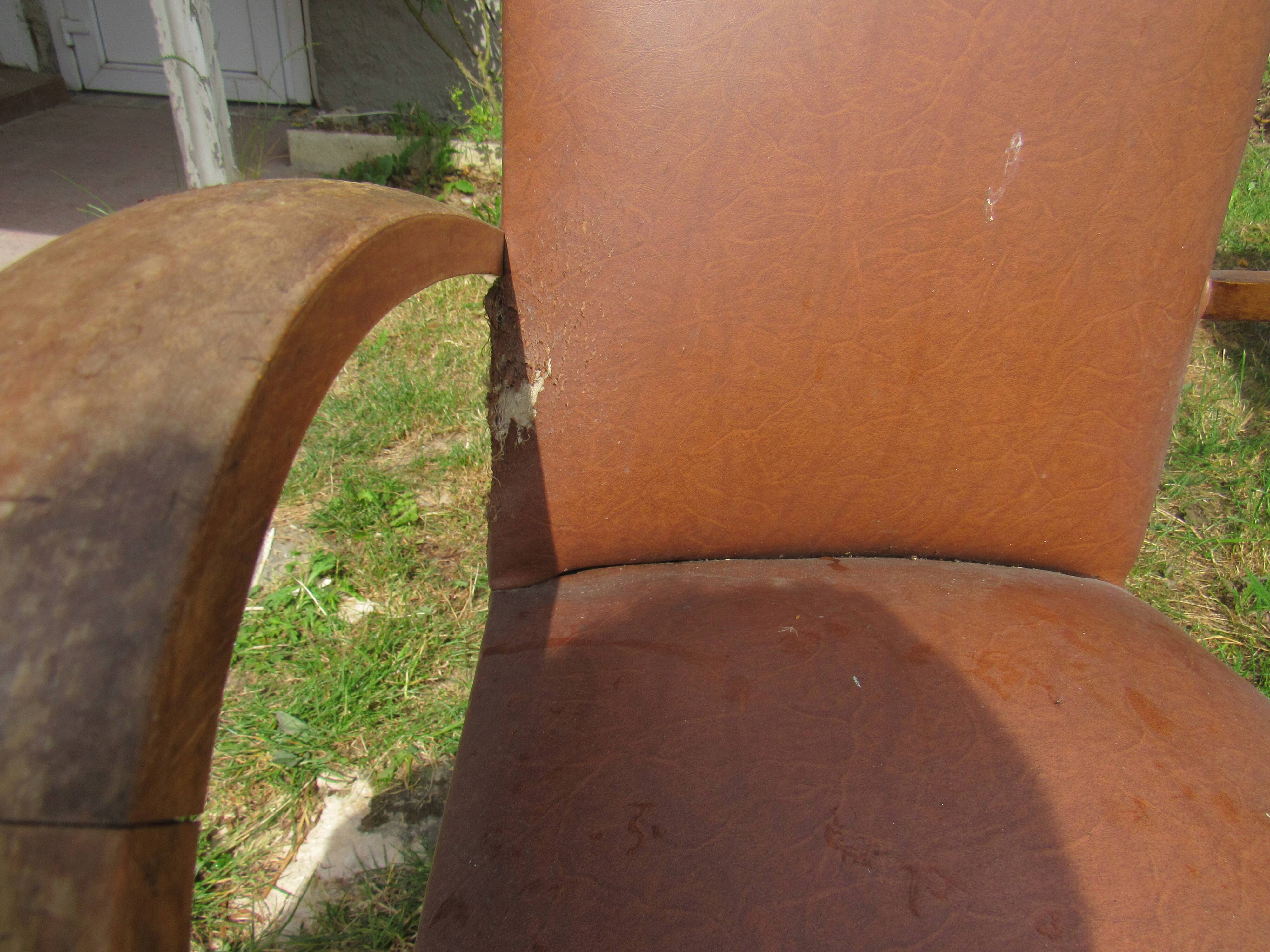 2 bridge chairs
