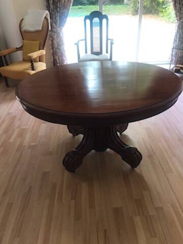Table extensible en noyer, XIXème s.