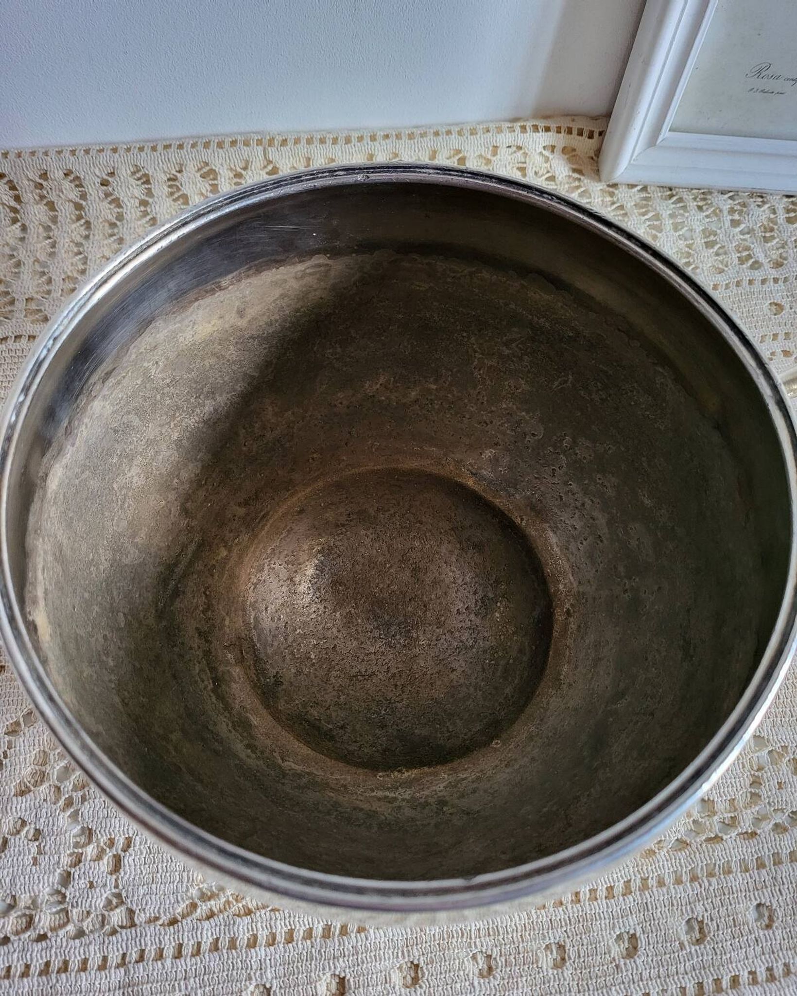 Silver-plated metal planter pot