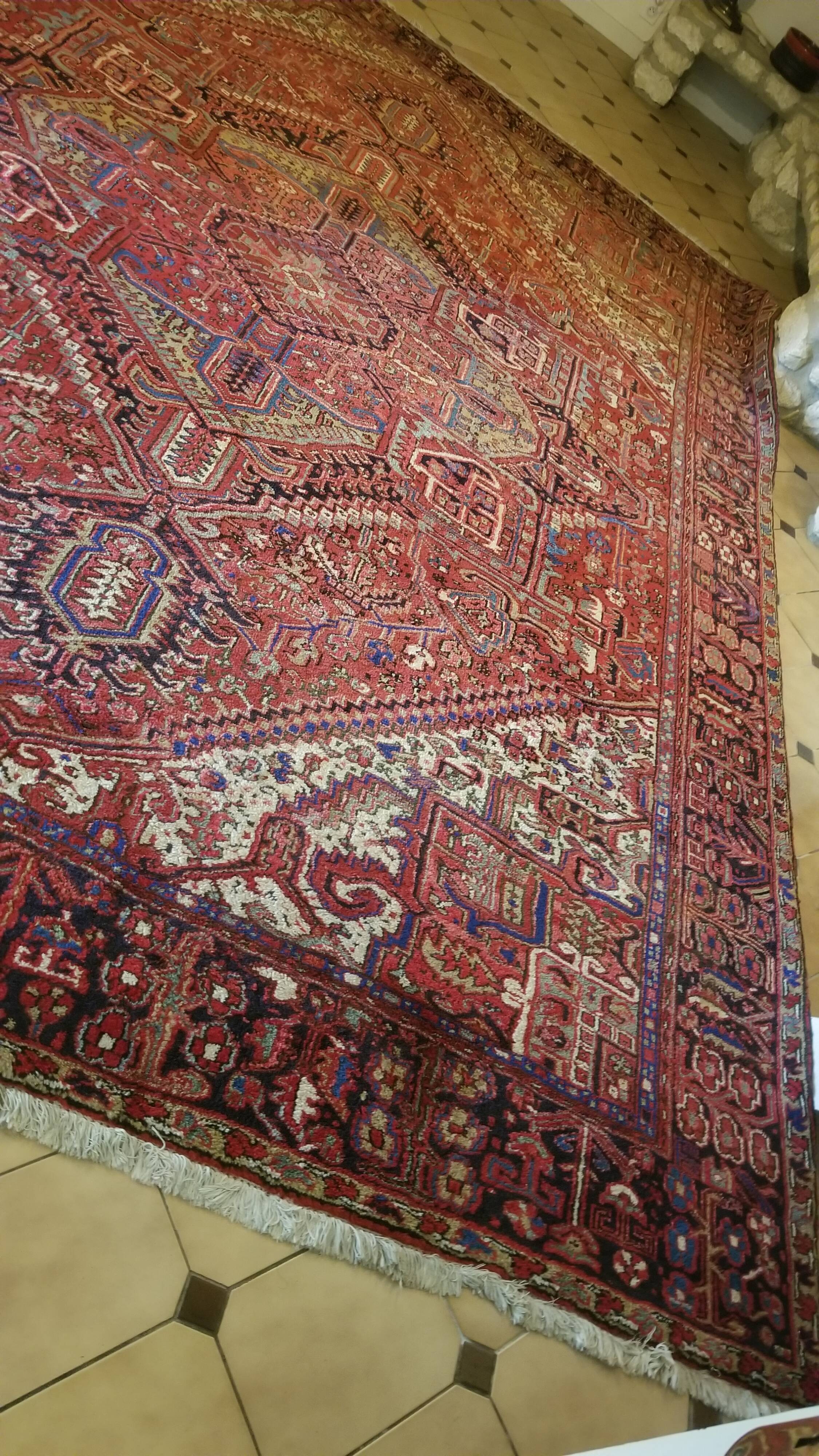 Heriz hand-knotted carpet from Iran, 3m X 4m