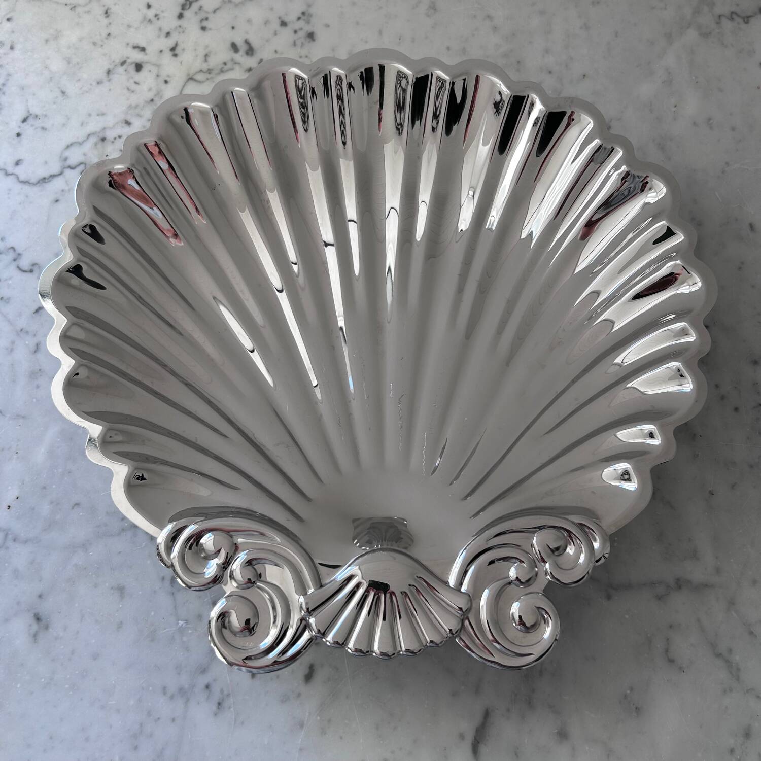 Large stainless steel seashell bowl