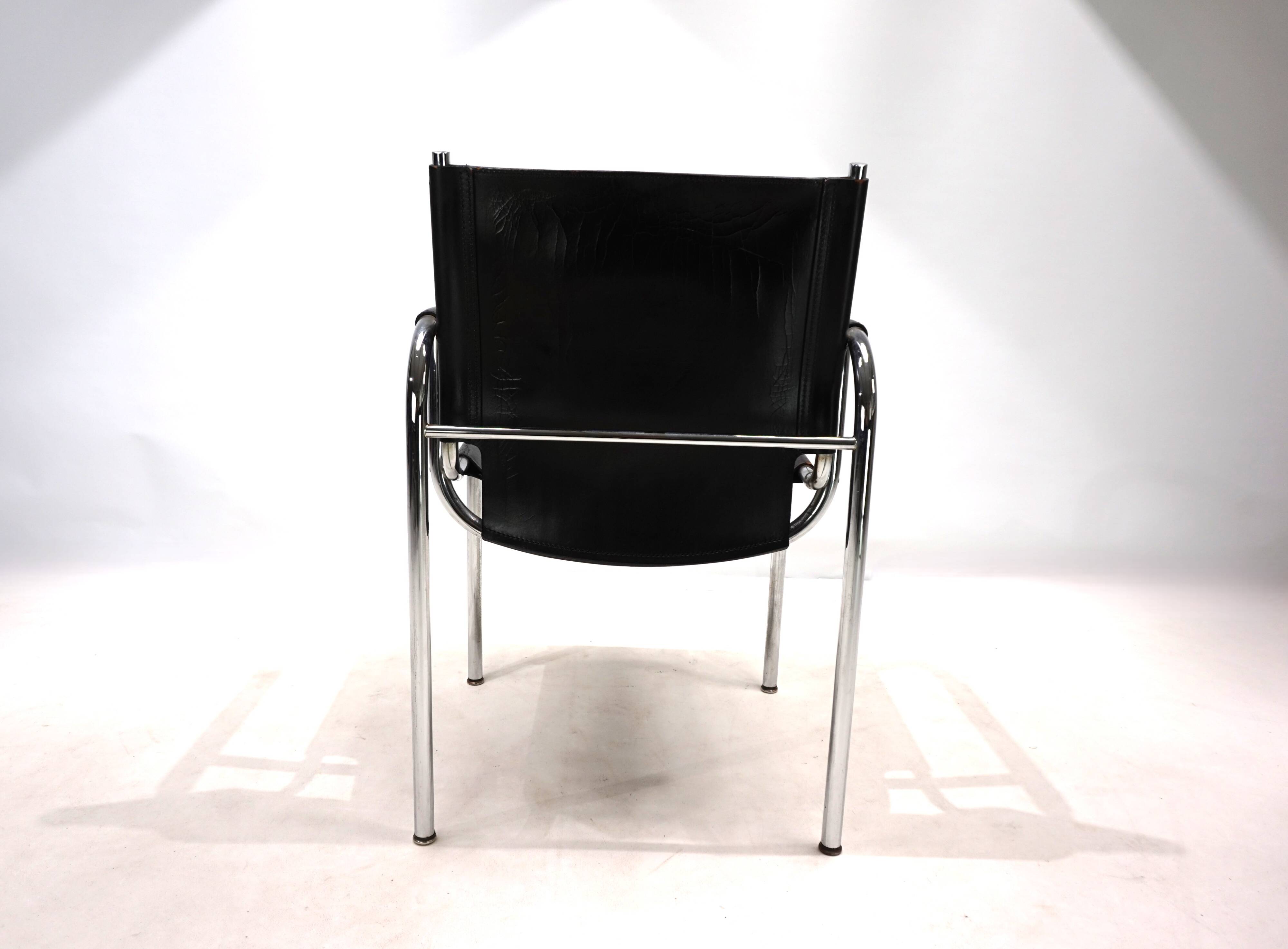 Strässle HE leather lounge chair by Hans Eichenberger
