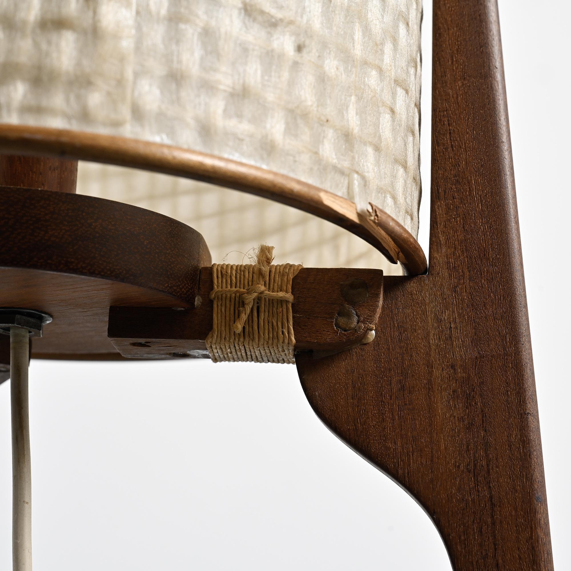 Lampadaire « Rocket » en bois, laiton et fibres, vers 1960