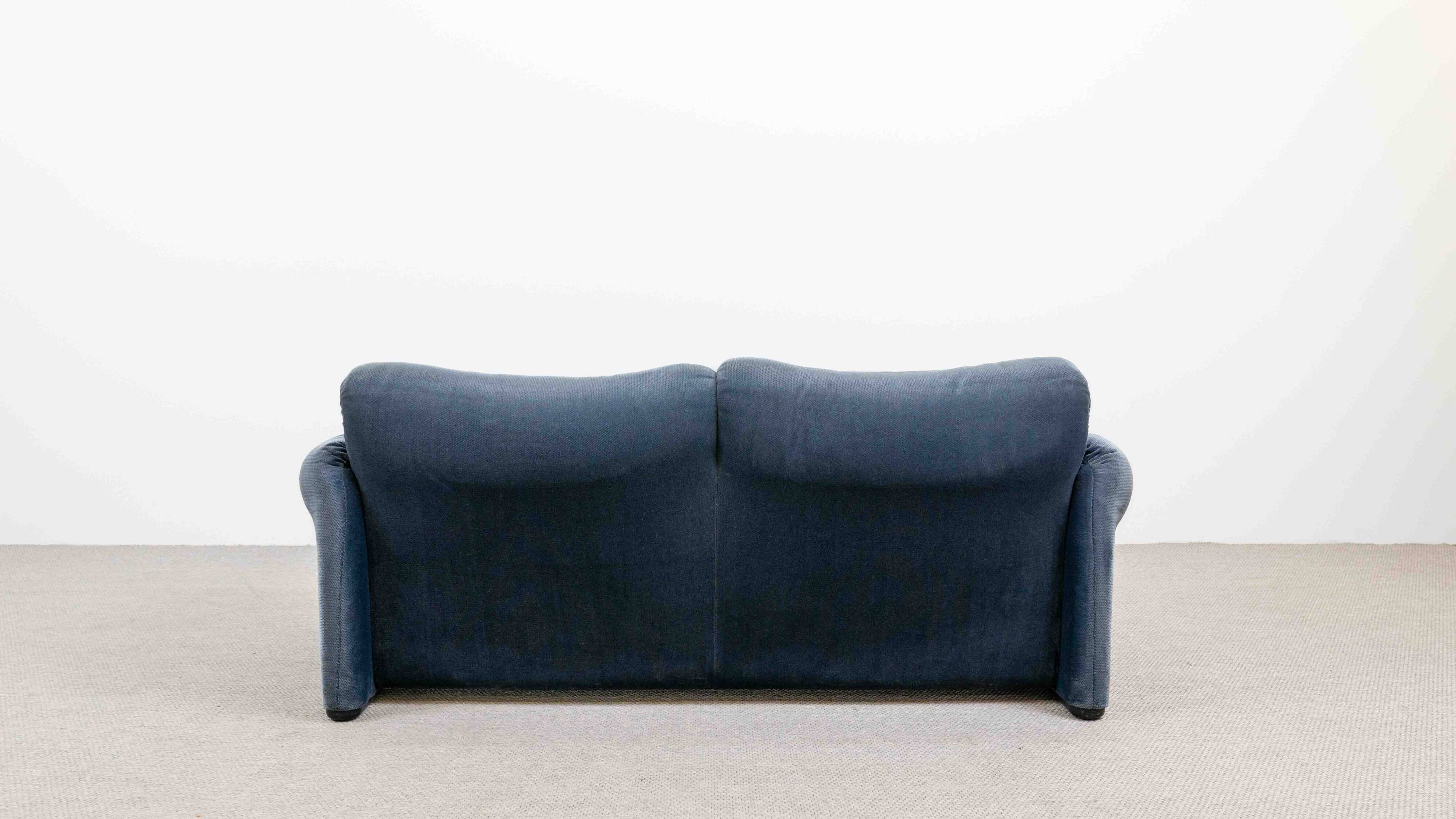 Maralunga Sofa by Vico Magistretti for Cassina, 1980s