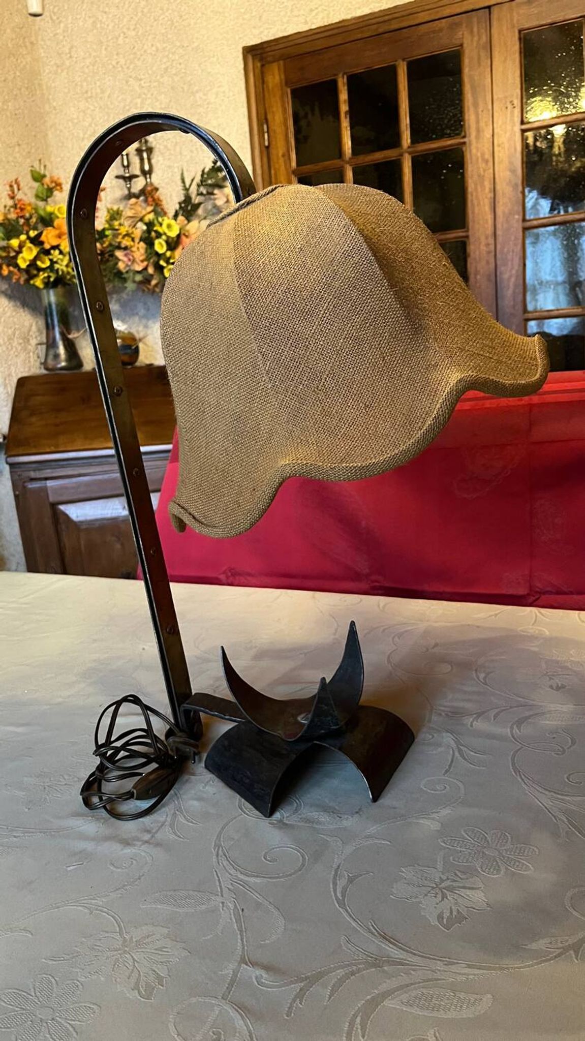 Lampe à poser fer forgé  toile de jute vintage