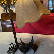 Lampe à poser fer forgé  toile de jute vintage