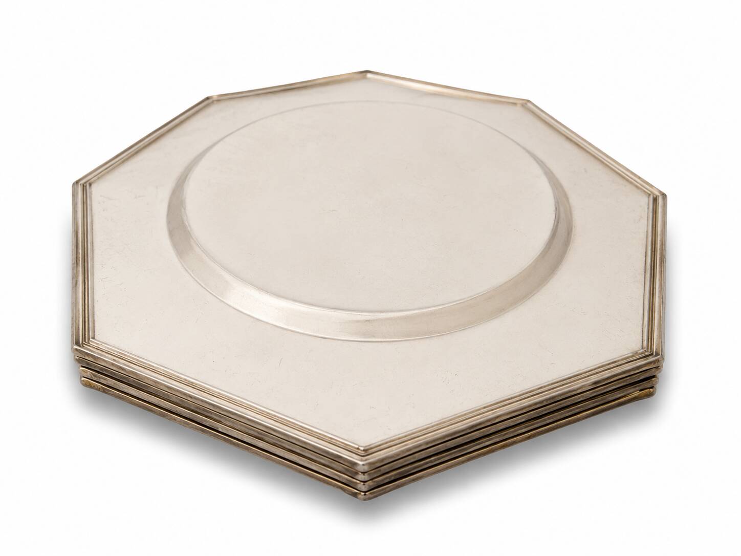 Set of 6 silver-plated placemats from the 1980s.