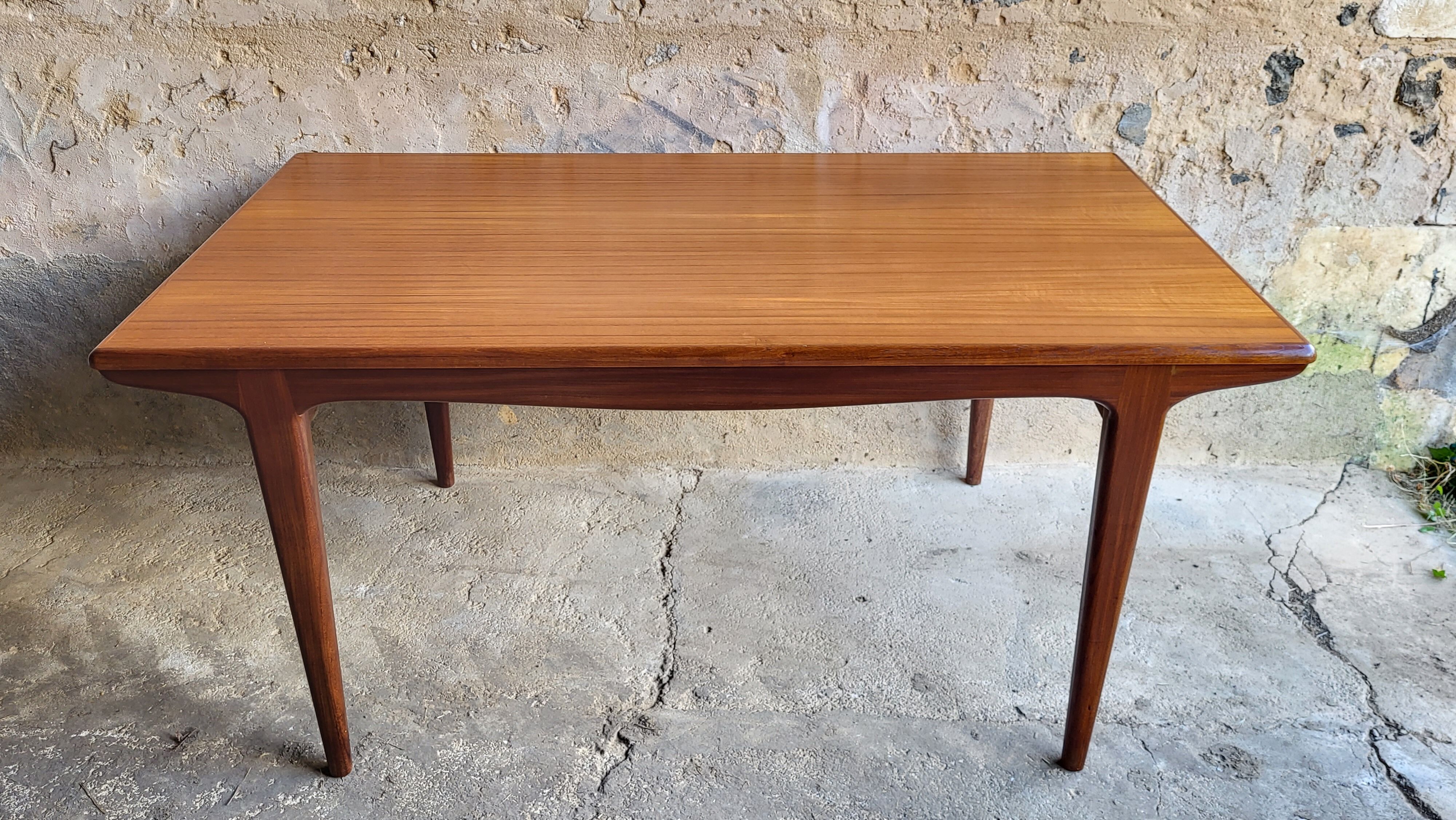 Dining table scandinavian style 60s teak