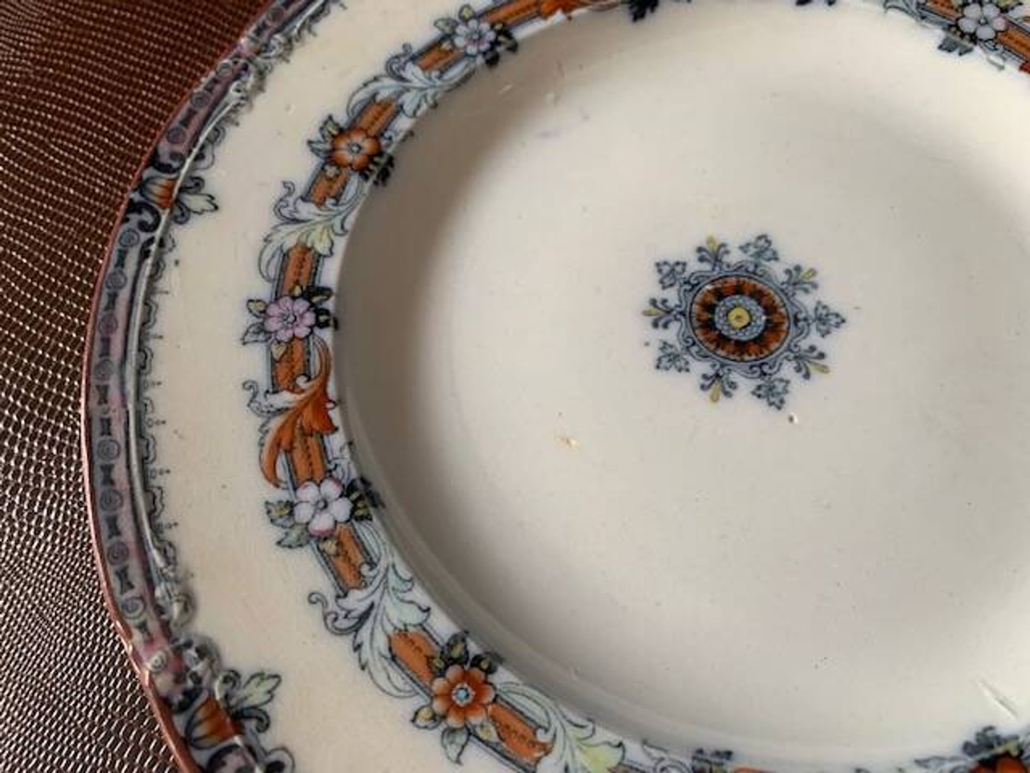 6 old English dessert plates, Wedgwood Bone, Australian model, early 20th century