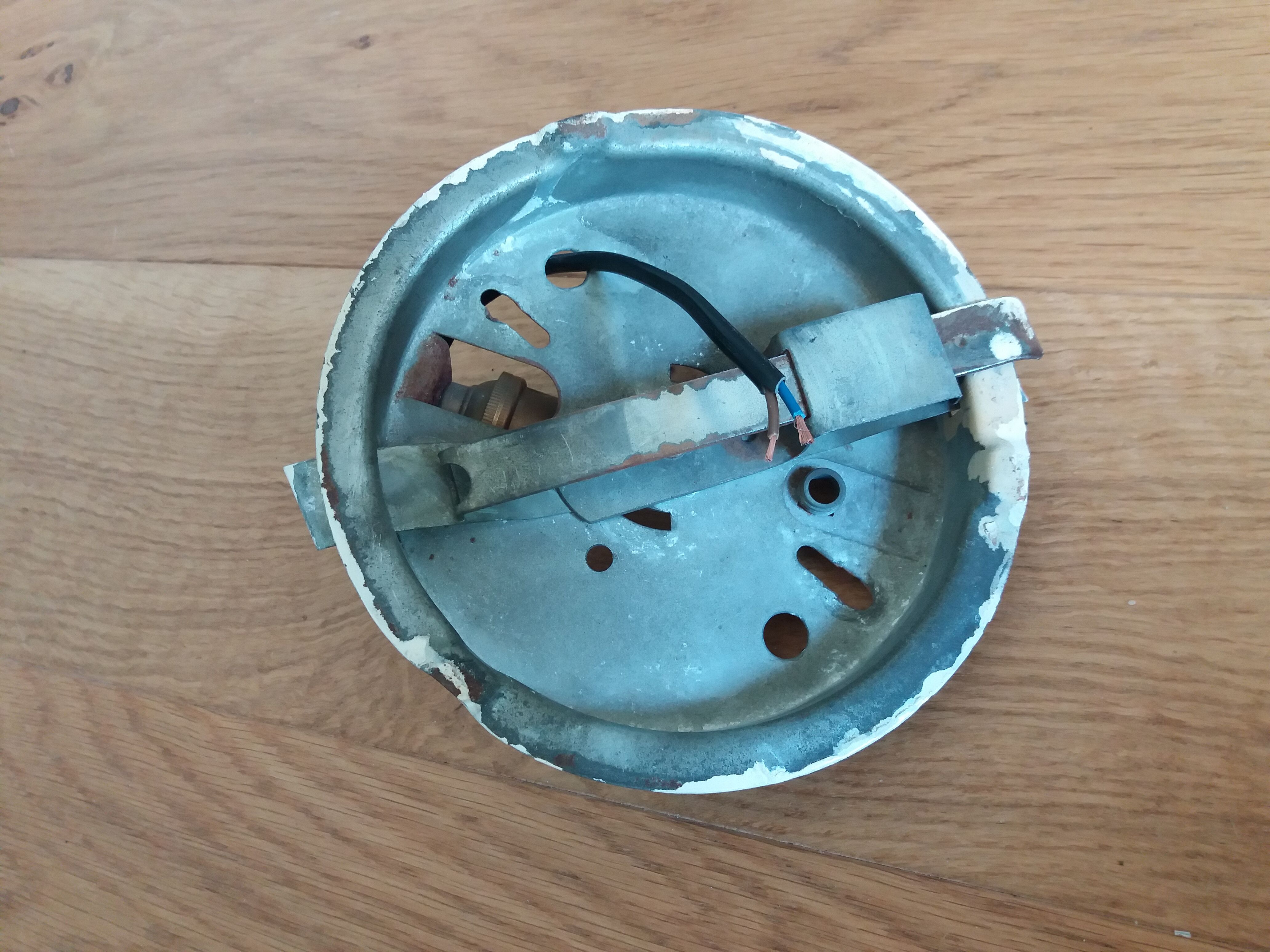 Wall lamp opaline globe diameter 25 cm