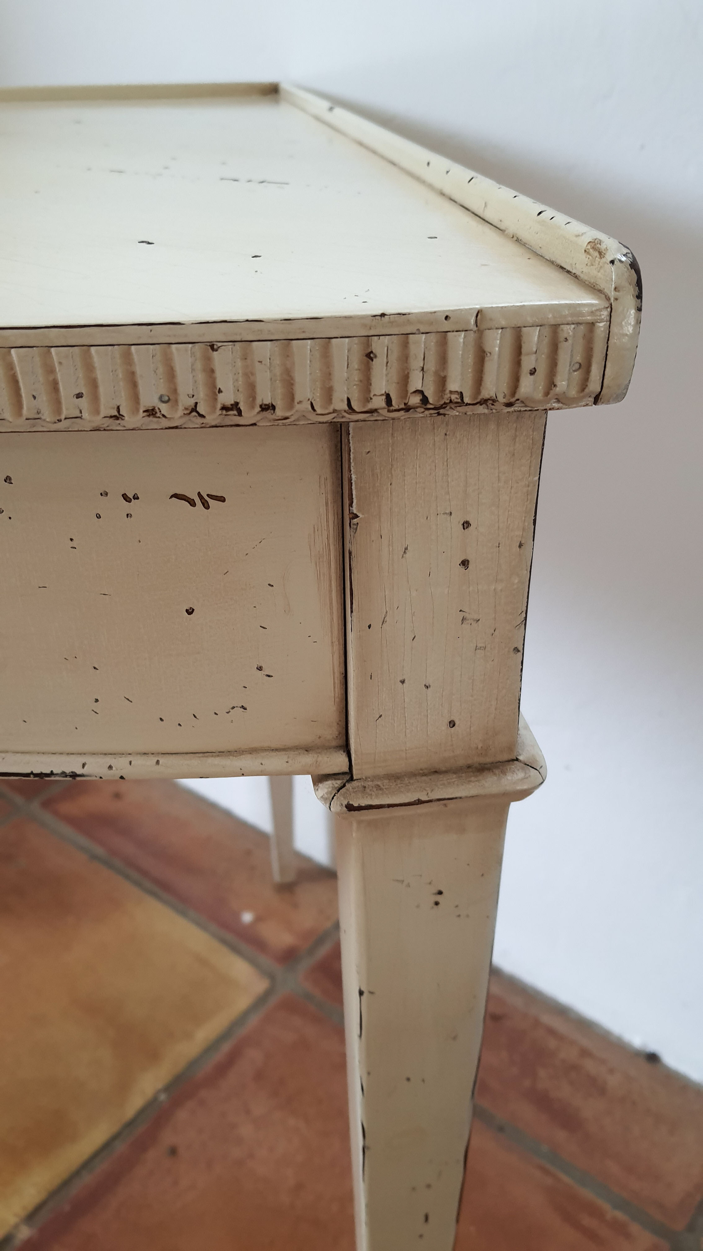 Corner table notch Louis XV De Tonges