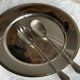 Round silver-plated tray with a wide gold border D30 H2