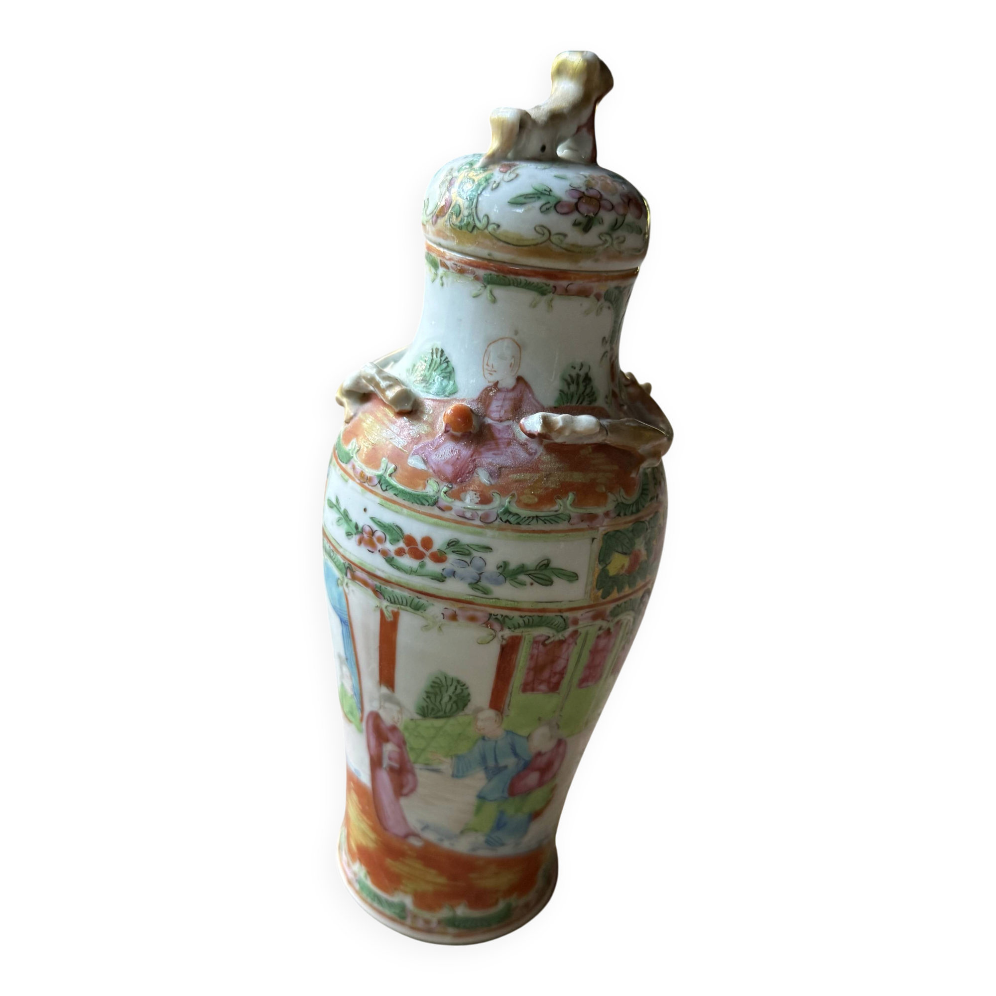Vase Chinois couvert