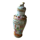 Covered Chinese vase