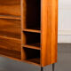 Bibliothèque sur pieds en bois