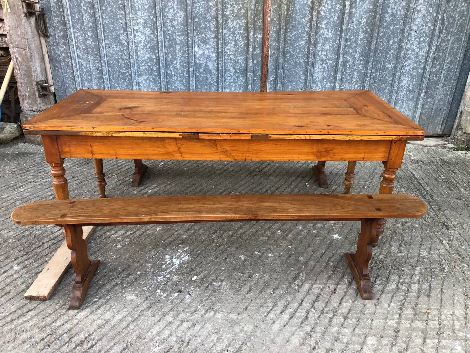 Antique farmhouse table in solid cherry wood with its 2 benches