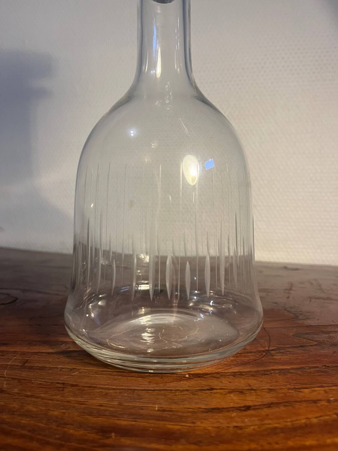 Numbered 118 cut crystal decanter