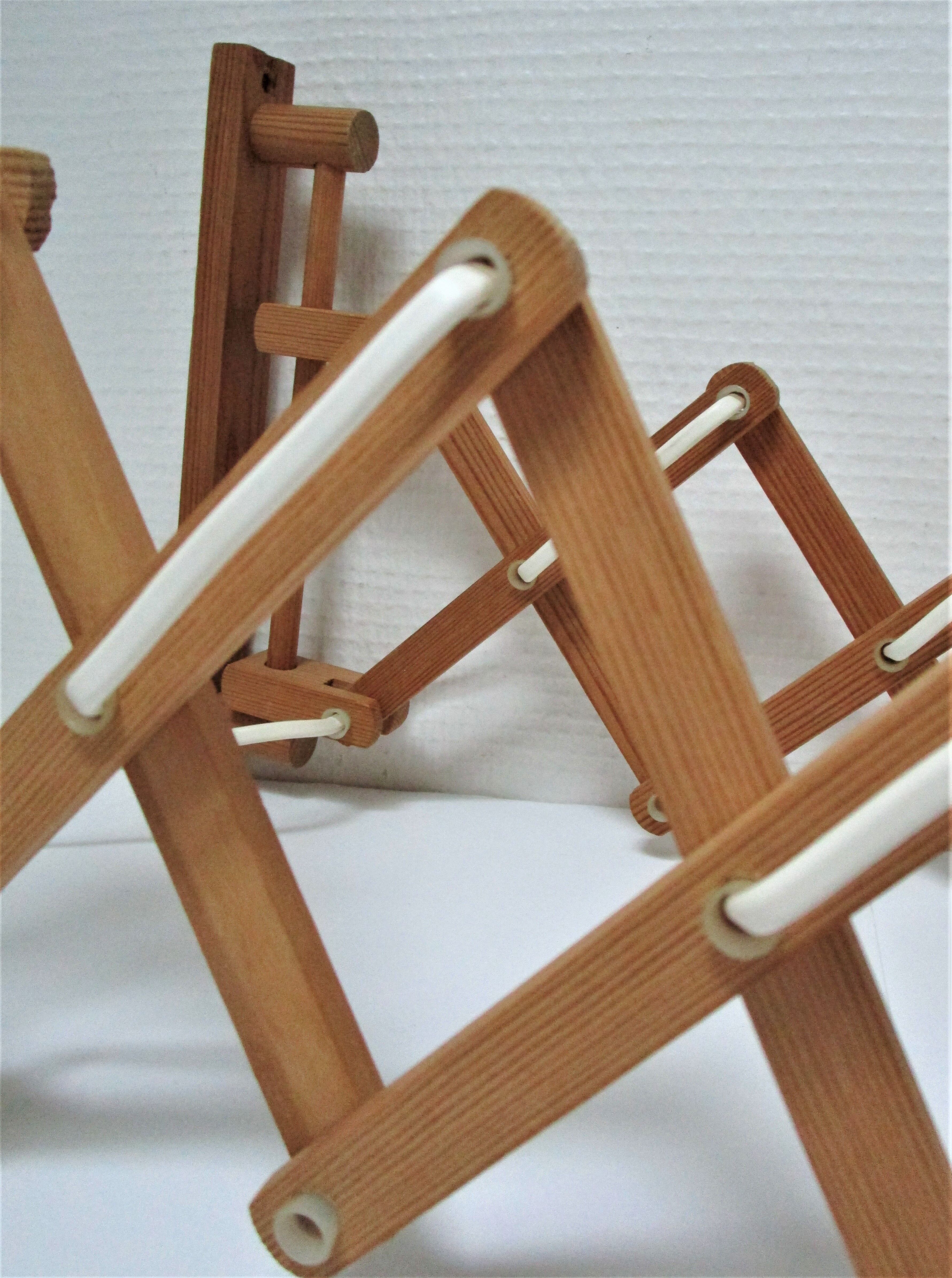 Paire d'appliques bois extensibles design scandinave vintage