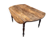 Rustic round table salon