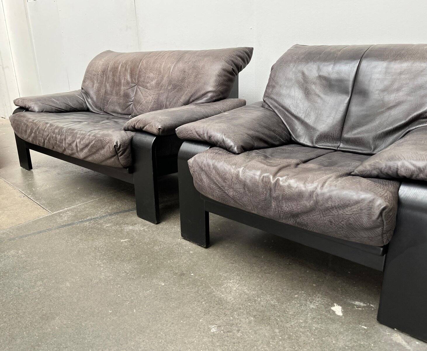Brutalist German postmodern lounge chairs and sofa by Rolf Benz for Musterring, 1990s, set of 3.