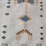Tapis kilim blanc motifs multicolores fait main en pure laine