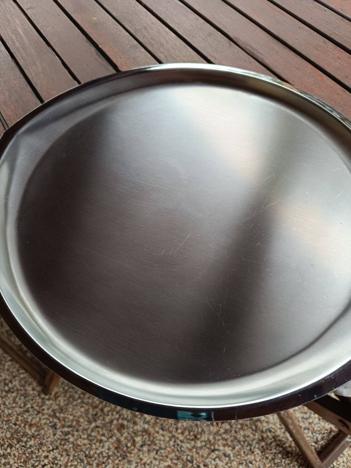 6 ice cream cups and a Guy Degrenne tray