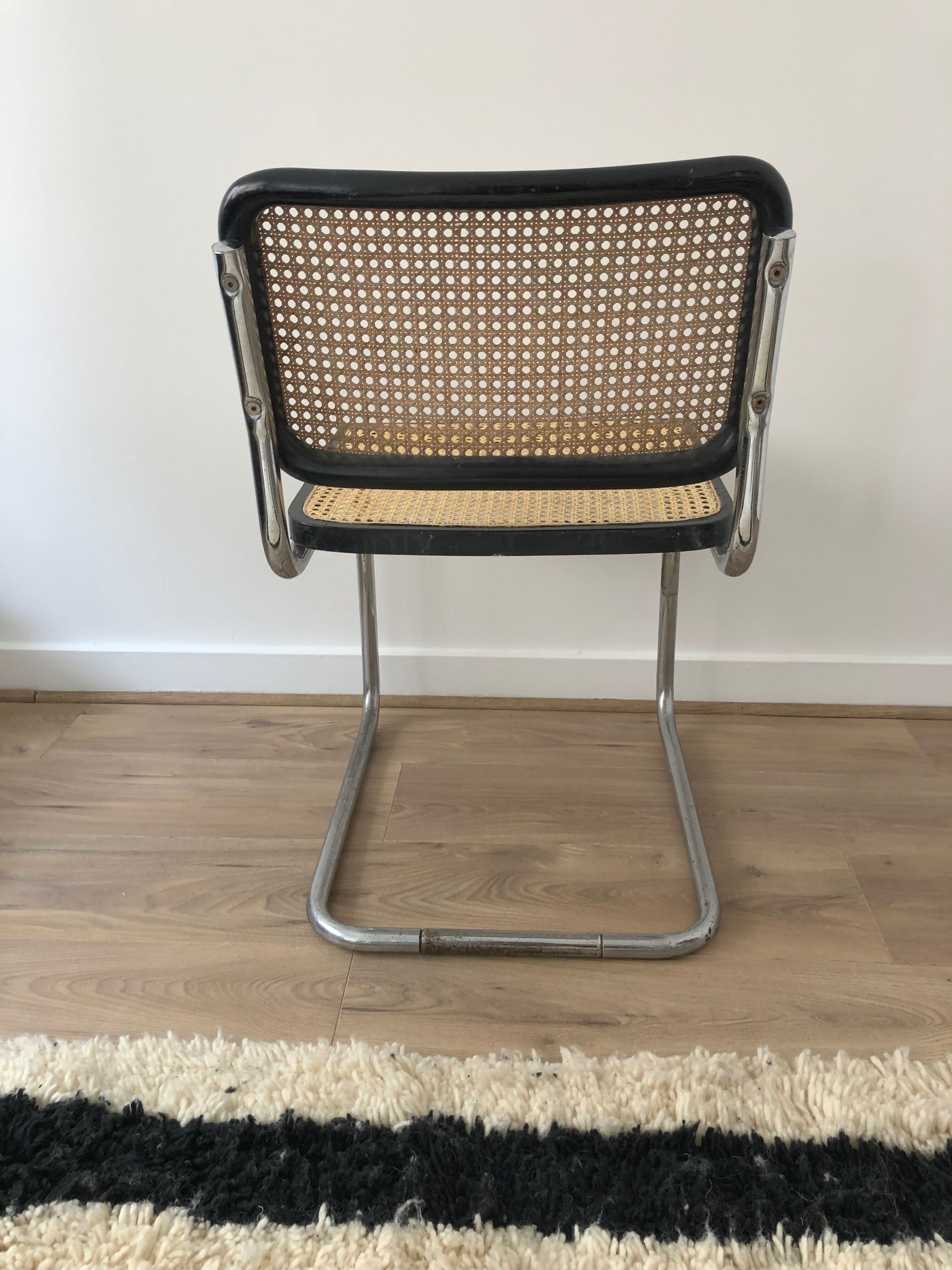 Marcel Breuer Cesca B32 black chair