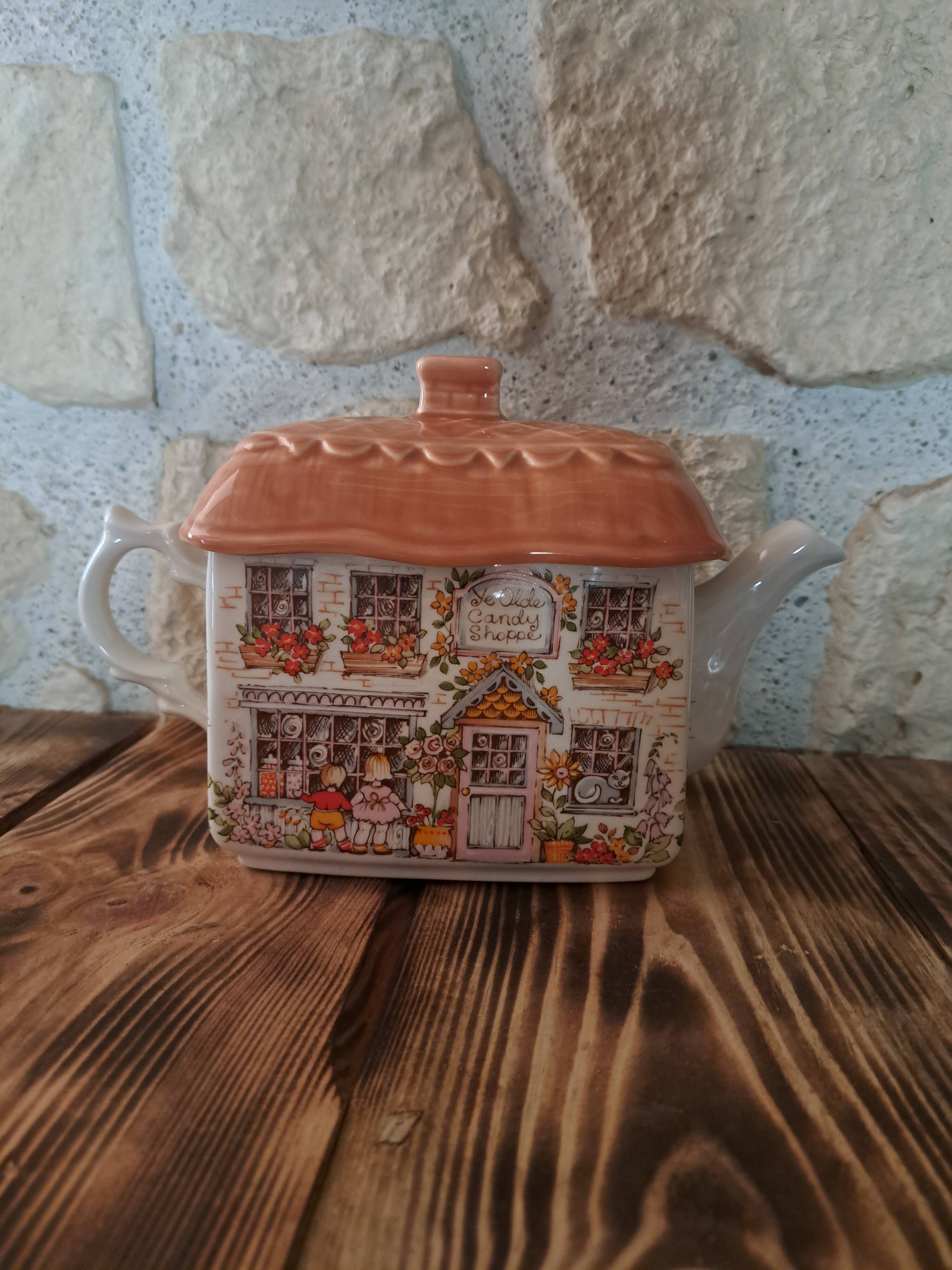 Sadler "Ye Olde Candy Shoppe" Cottage Core English Earthenware Teapot