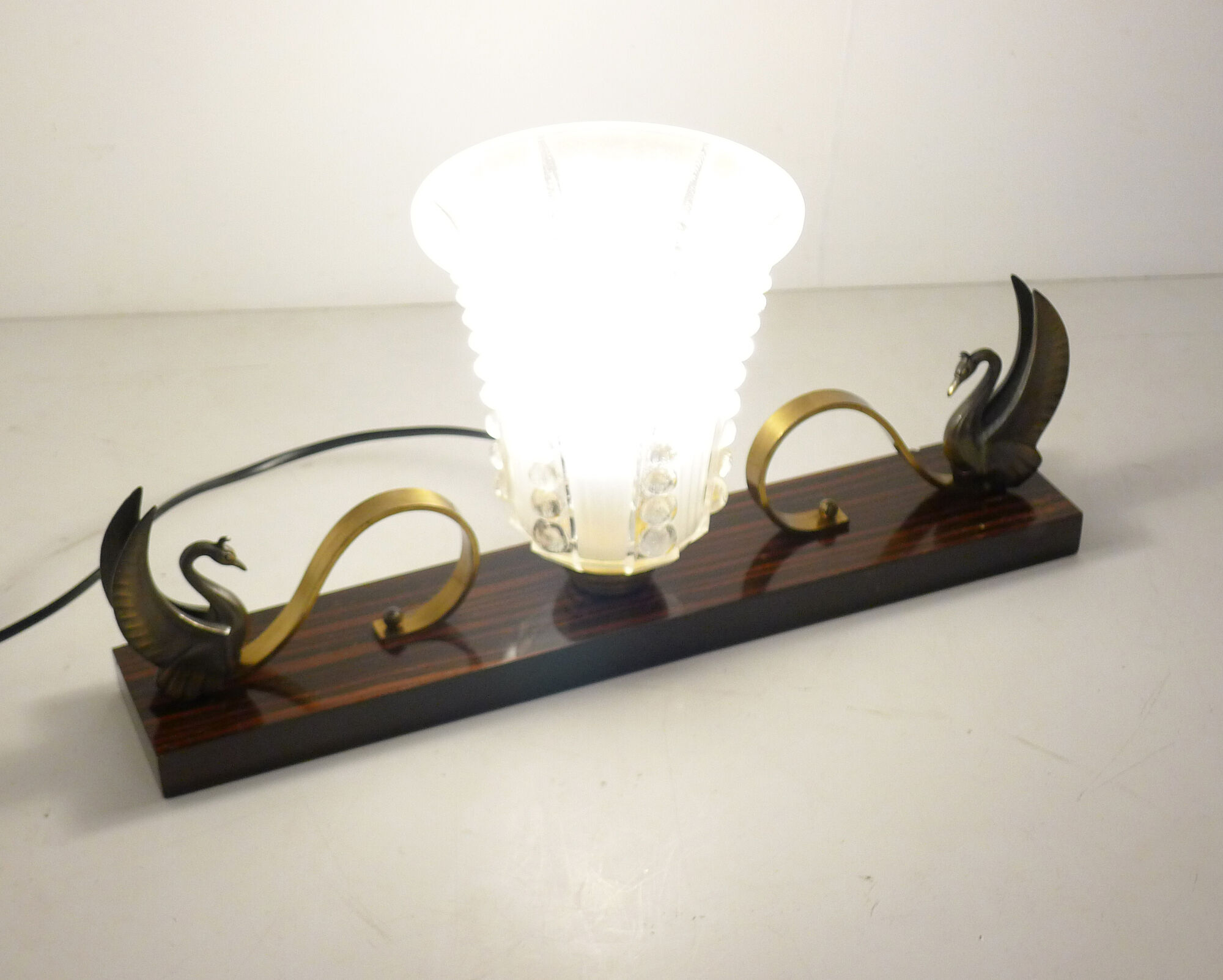 Lampe art déco cygnes à poser