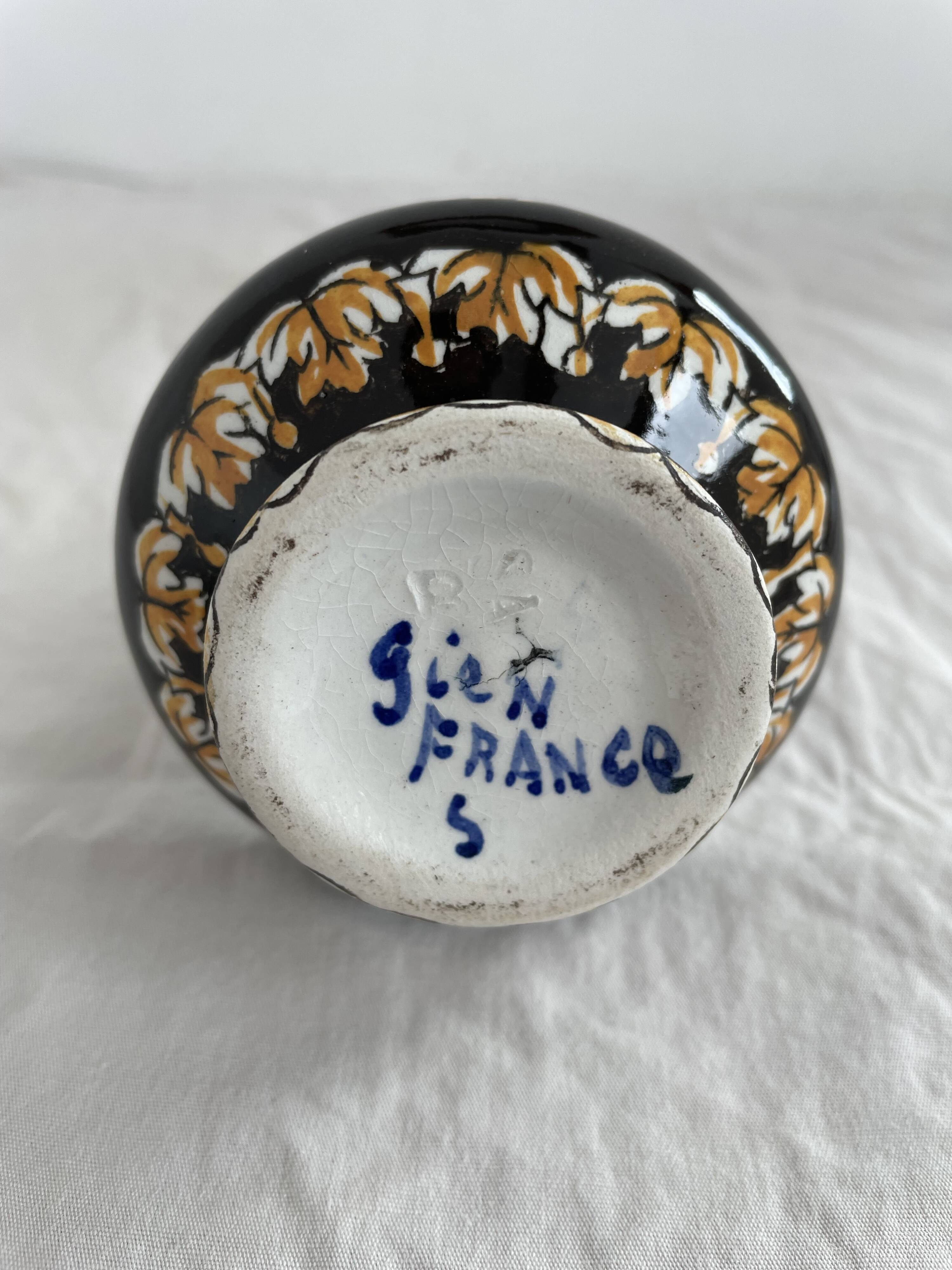 Vase faïence Gien, décor Renaissance italienne, décor Italien Thibault