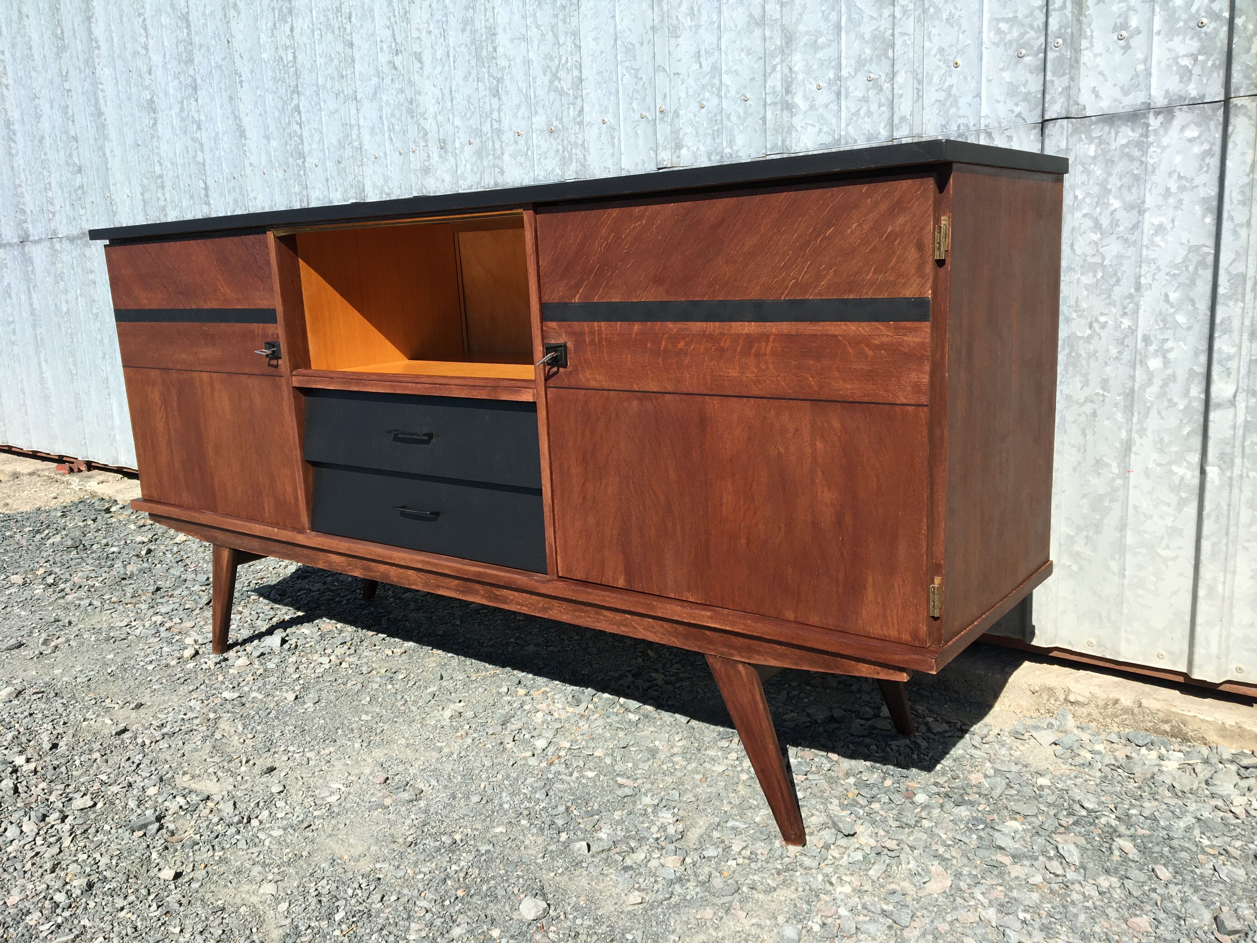 Sideboard