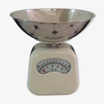 Old style kitchen scale